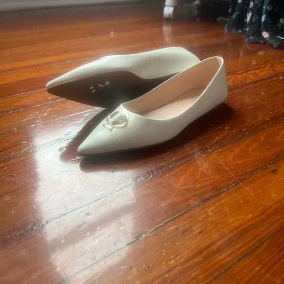 Kate Spade Noah Flats ($179 retail) never worn size 8.5 - Picture 4 of 5